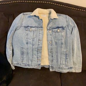Old Navy Sherpa lined light wash jean jacket